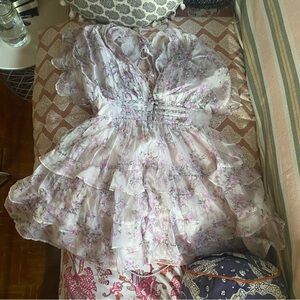 Vestique Cream Floral Dress size Medium NWOT